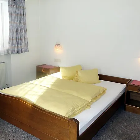 Bauernhof Klotz 660w 公寓